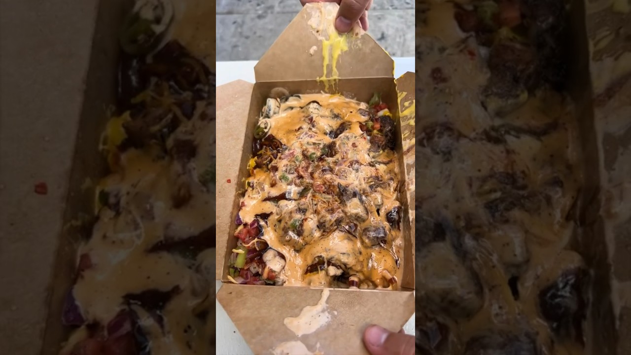 LOADED JERK CHICKEN MAC & CHEESE from Halal Bro’s Grill in Brooklyn, NYC! 🍗🧀🔥🤤 #DEVOURPOWER