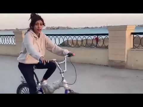 تعالو شوفو جهاد حسن واحلى لعب في الشارع مع بنت اختها جهاد حسن