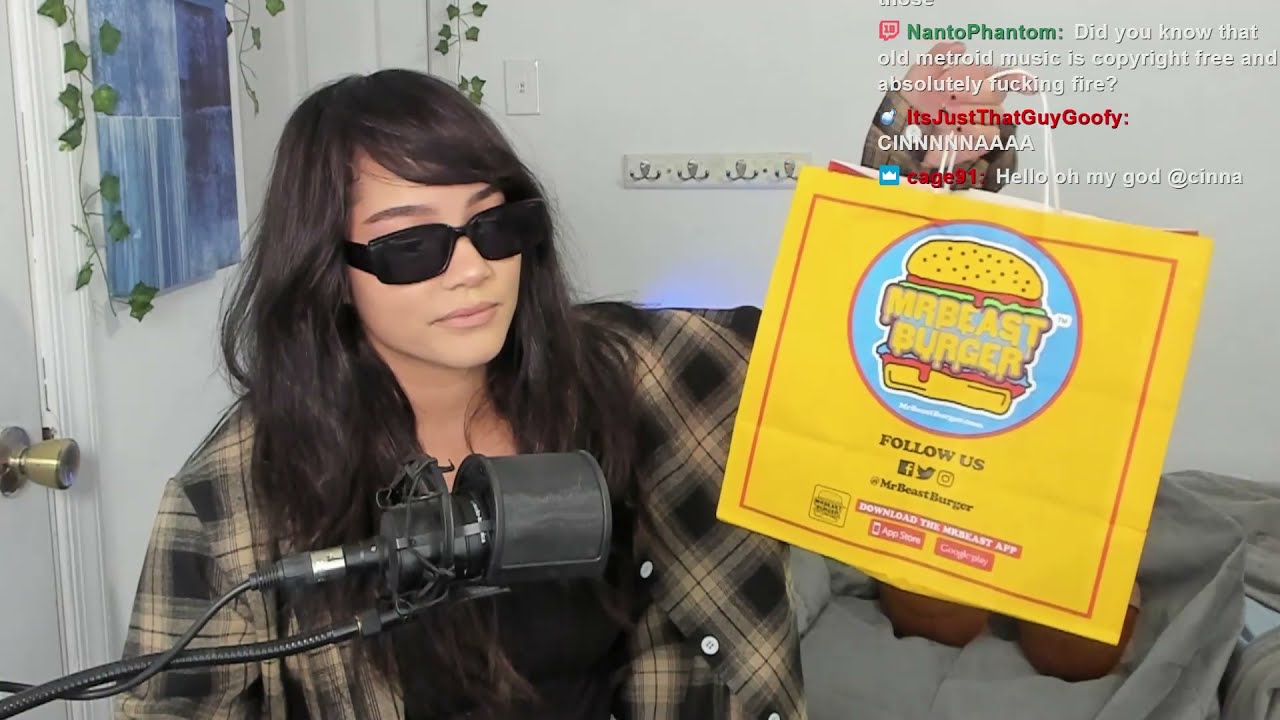 HAMBURGER HISTORY (Feat DotoDoya)