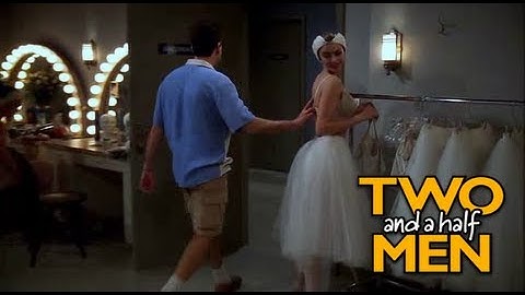 [Very Funny] Charlie Unhooking A Bra With Just 1 Hand (Two And A Half Men)