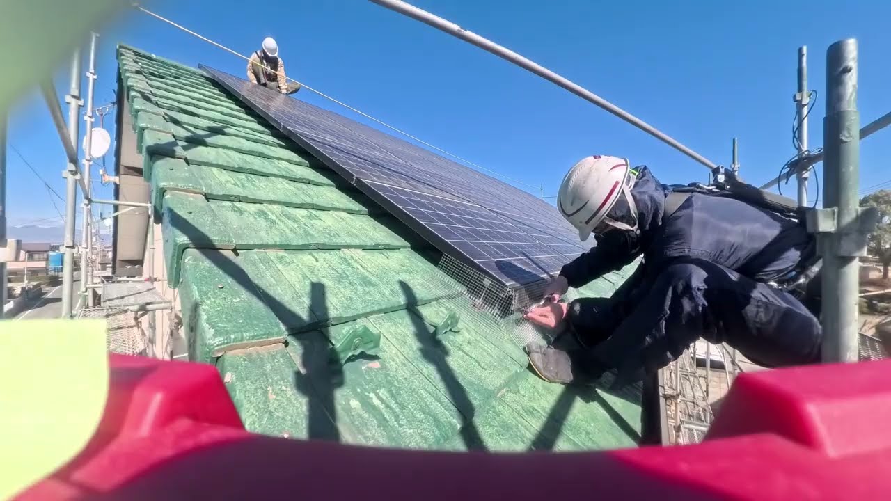 ソーラーパネル鳩対策バードブロッカー設置