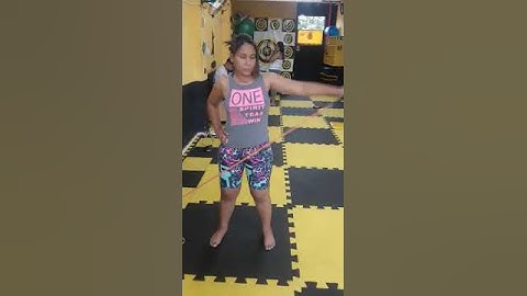 Elevação lateral no extensor