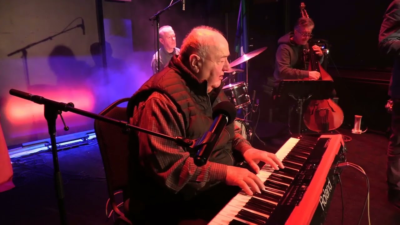 BOB SEDERGREEN and FRIENDS - On The Number (Live at Union Square)