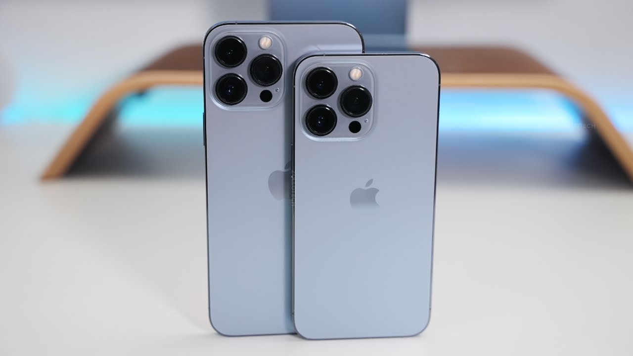 ☺︎︎︎︎iPhone13 Pro MAX Silver 本体 イヤフォン付き sddefault.jpg