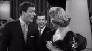 Dick Van Dyke Playing ‘The Drunk Uncle’ Is Wet Your Pants Hilarious!