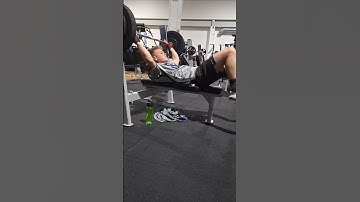 Week 2 : Comp bench 4x82,5kg RPE 6 backoff set 3/3