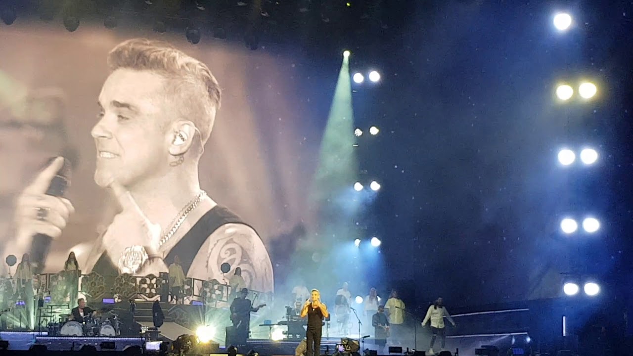 BTS Hyde Park ROBBIE WILLIAMS 14/07/19 YouTube BTS Hyde Park ROBBIE WILLIAMS 14/07/19 YouTube