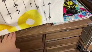 片付けられない旦那とズボラ作家。横長のリビング、ユニットシェルフの高さを揃えてみると？