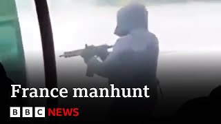 France manhunt: cameras record brutal ambush as “drug boss” freed and guards shot dead | BBC News Resimi