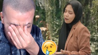Hanin Dhiya - Dia Hanya Untukku (Official Music Video) DZ REACTION