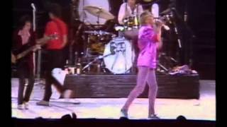 ROD STEWART - She Won&#39;t Dance With Me