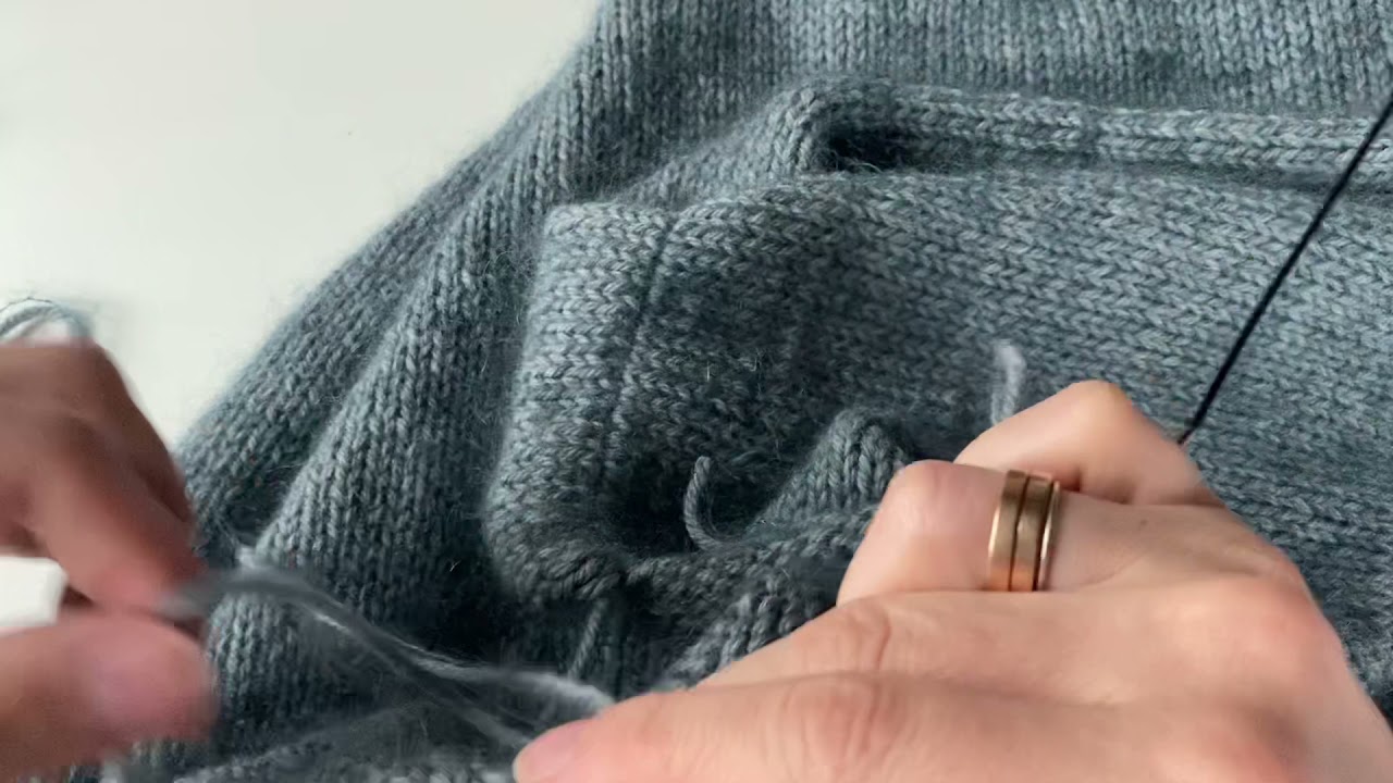 Pick up front neckline edge stitches in ratio 1 st to 1 st