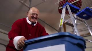 Make Your Recycling Count: Don't Put Old Christmas Lights in Your Rumpke Recycling Container