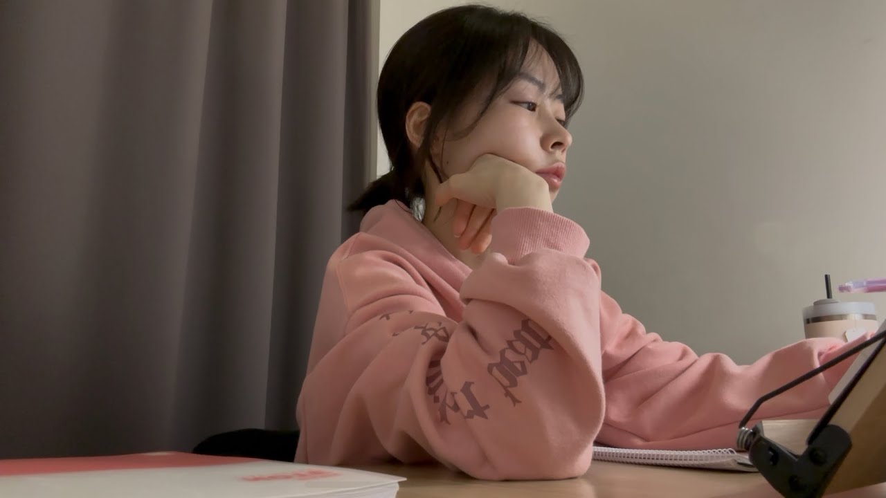 Study with me (260308)-2 | 알바가기 전 스터디 카페에서 공부 코스프레.. 문제를 단 하나도 못 풀겠어서 멍 때리다가 나왔어요….ㅋㅋ..