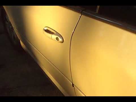 Dying Lincoln LS car alarm testing - This is what happens when the battery is dying and the alarm goes off.