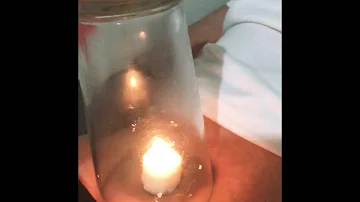 ¿Quemar una vela limpia el aire?