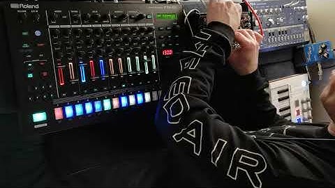 Live Techno jam #6 - TR-8S + TD-3 + Quadrantid Swarm