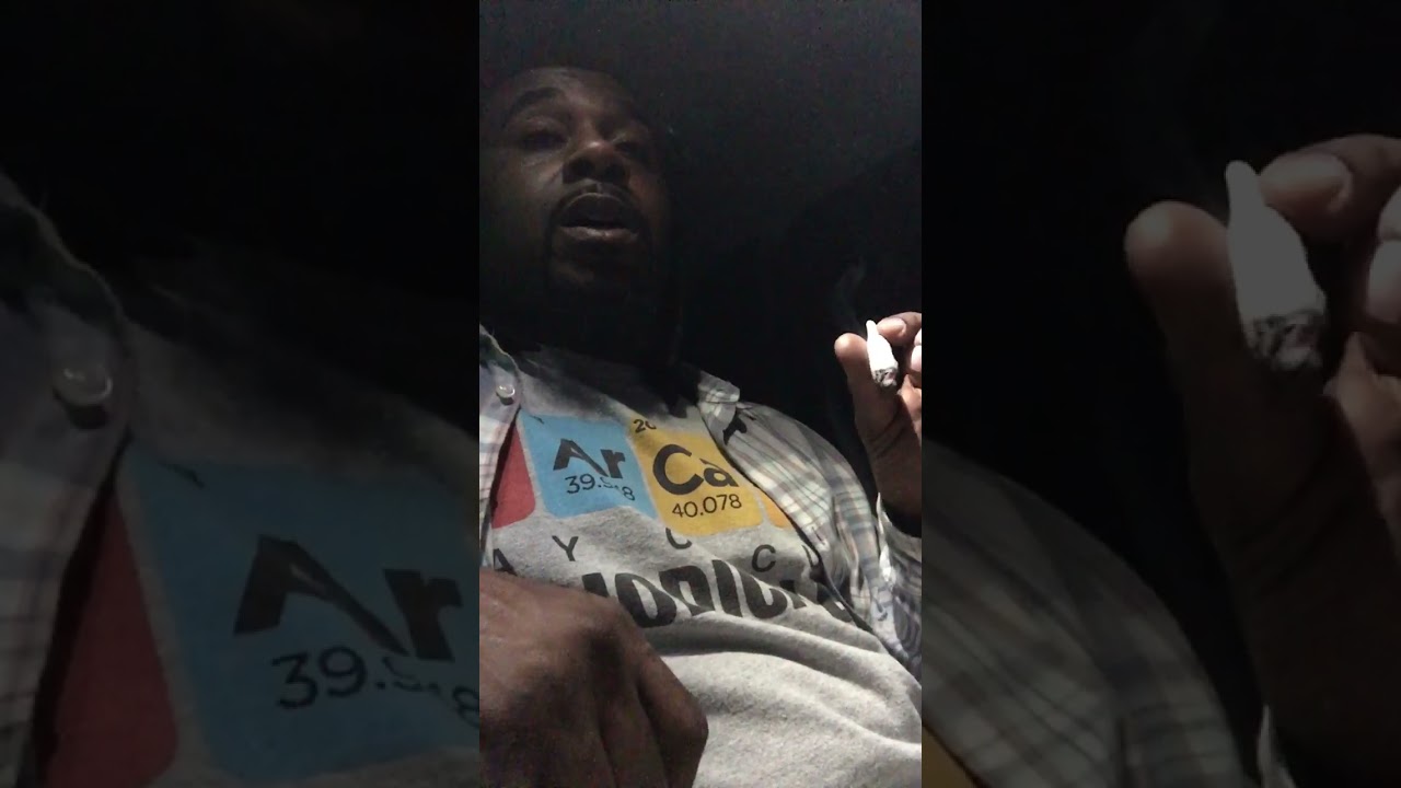 Смотреть «Crip Speaks on Wack100 Having The Drop On J Prince» на YouTube Смотреть «Crip Speaks on Wack100 Having The Drop On J Prince» на YouTube