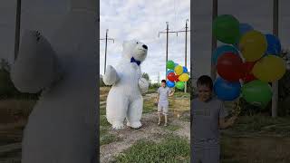 Я пришел подарить тебе радость и шарики 🎈🐻‍❄️ Поздравление для храброго парня от белого медведя