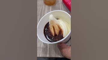😋CREAMY AND YUMMY SUNDAE HOT FUDGE😋 #asmr #shorts #shortvideo