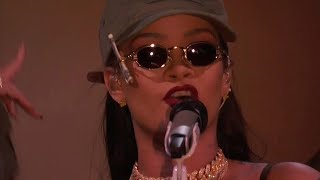 Rihanna - Needed Me (Live At Made In America 2016) Resimi