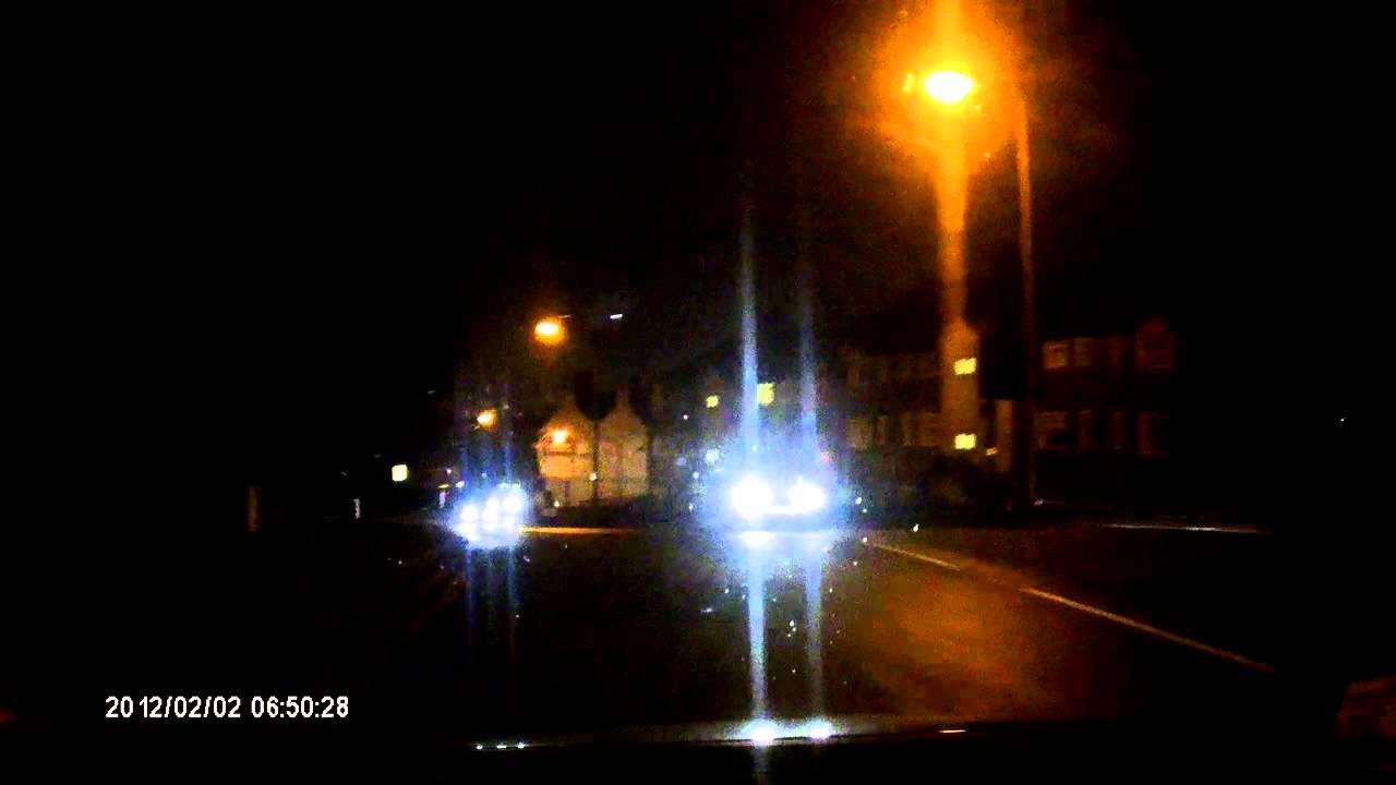 Some idiot on wrong side of the road in Tipton West Midlands - YouTube