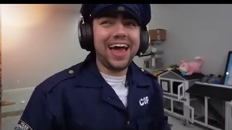 Mizkif Commits Mass Murder On RUST