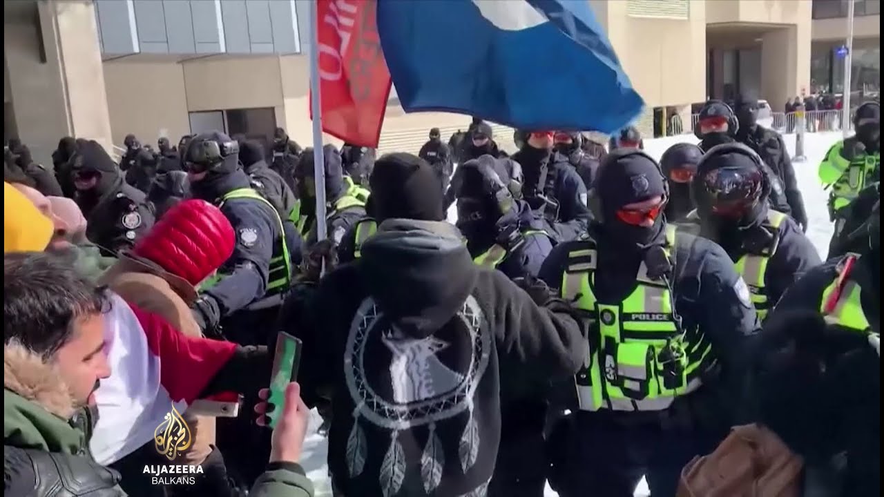 ألقت شرطة أوتاوا القبض على أكثر من 100 شخص