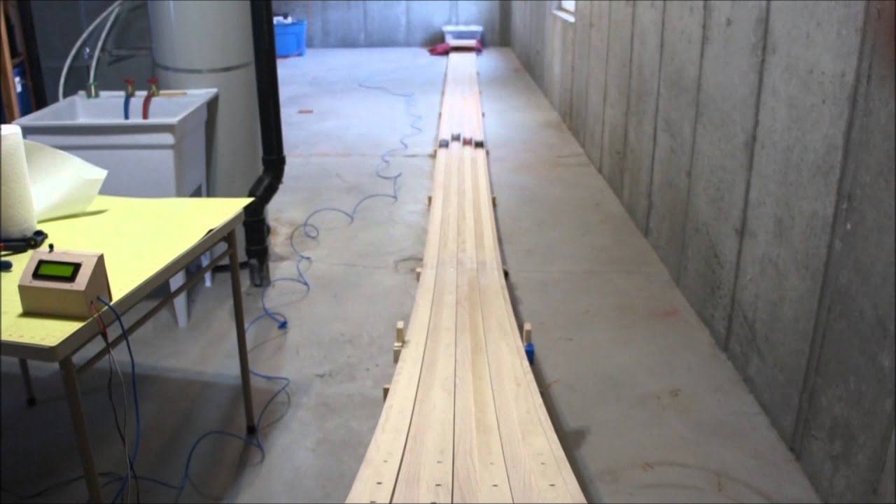 A Demo of my Pinewood Derby Track - YouTube