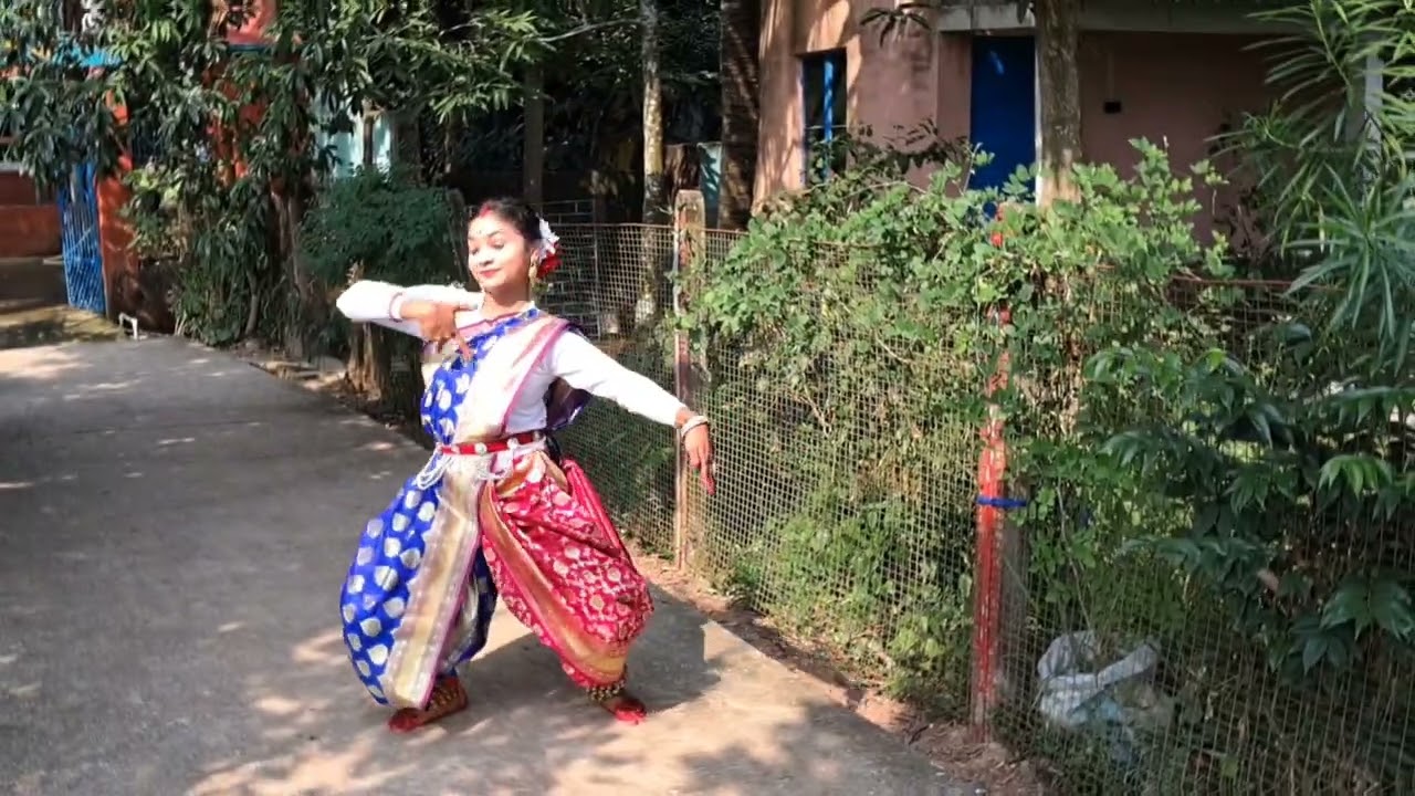 Avijana Mantha Thimira  Dance  Foot Steps