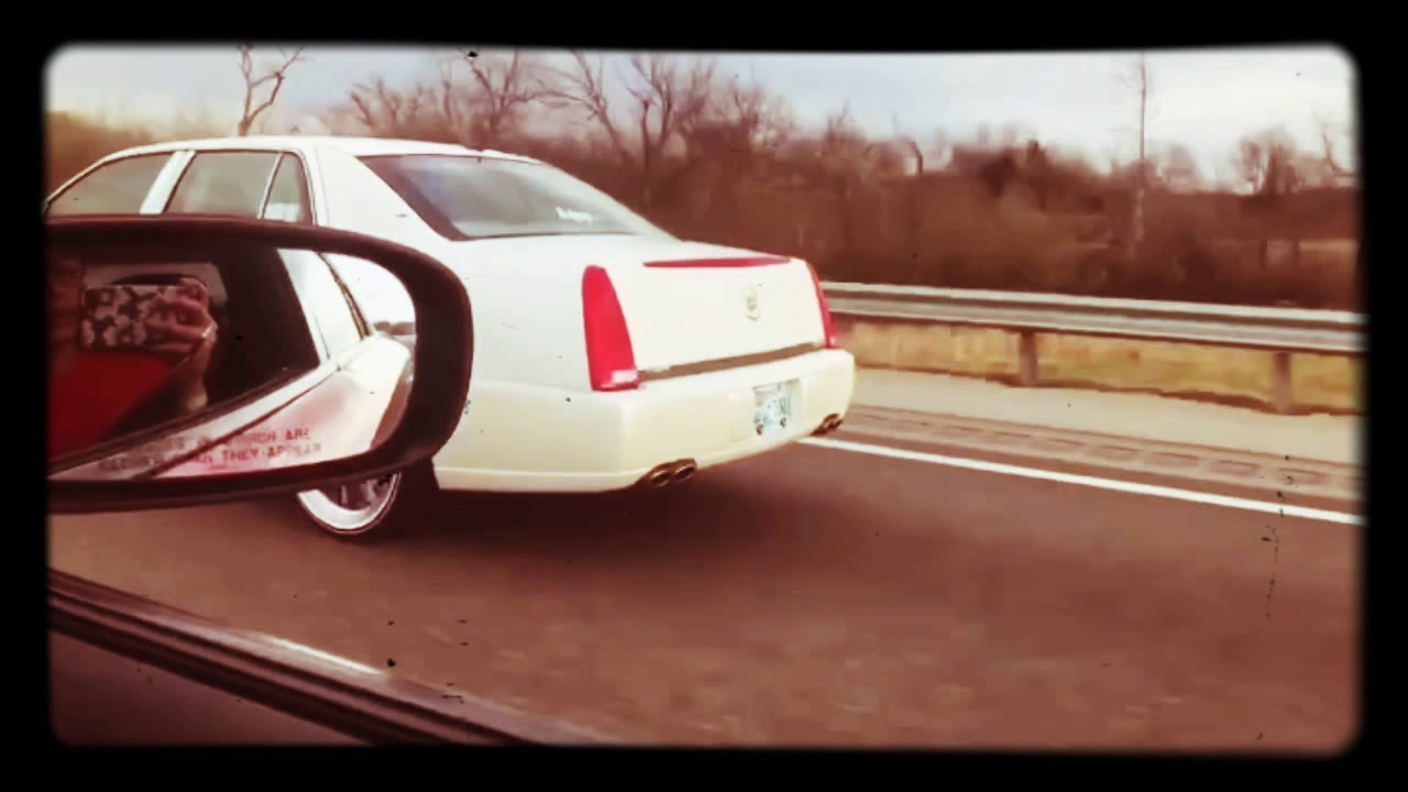 Cadillac dts on 20โ super pokes - YouTube