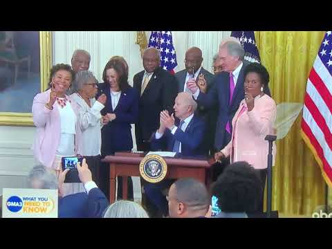 Two SF Bay Area Women, VP Kamela Harris, Oakland Rep Barbara Lee, At Juneteenth Holiday Bill Signing