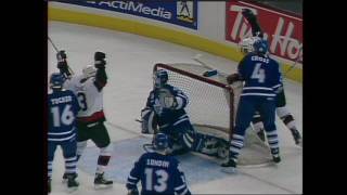 Curtis Joseph wipes out referee in a fit of rage screenshot 3