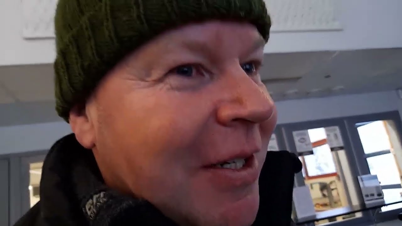 HONDAN KATSASTUS-MENIKÖ LÄPI?