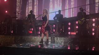 Kylie Minogue - Lost Without You (Golden Tour Padua - Gran Teatro Geox, 12/11/18)