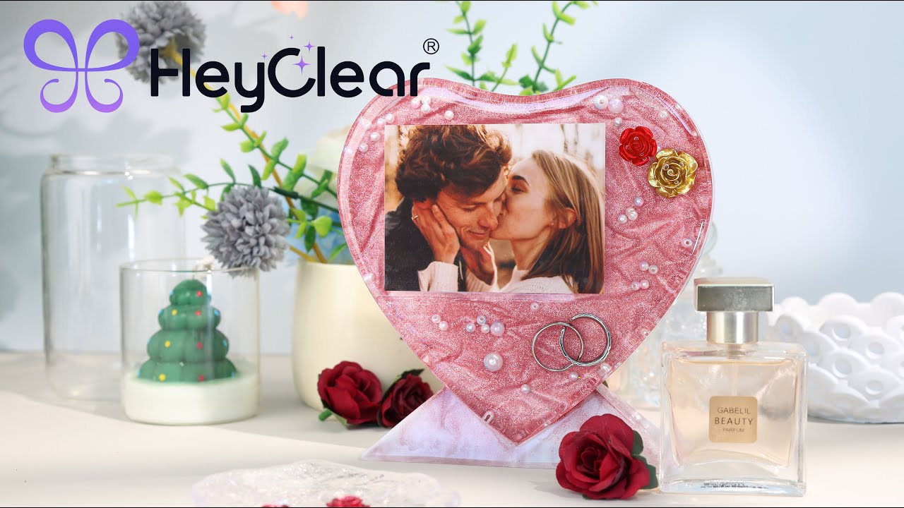 This Heart Resin Frame is the Perfect Valentine’s Gift 💕 | Super Easy Tutorial