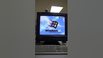 Windows 95 startup on Pentium 4 in the BACKROOMS