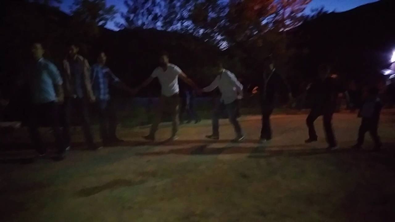 Gümüşhane akcekale genclik sıksara şov..