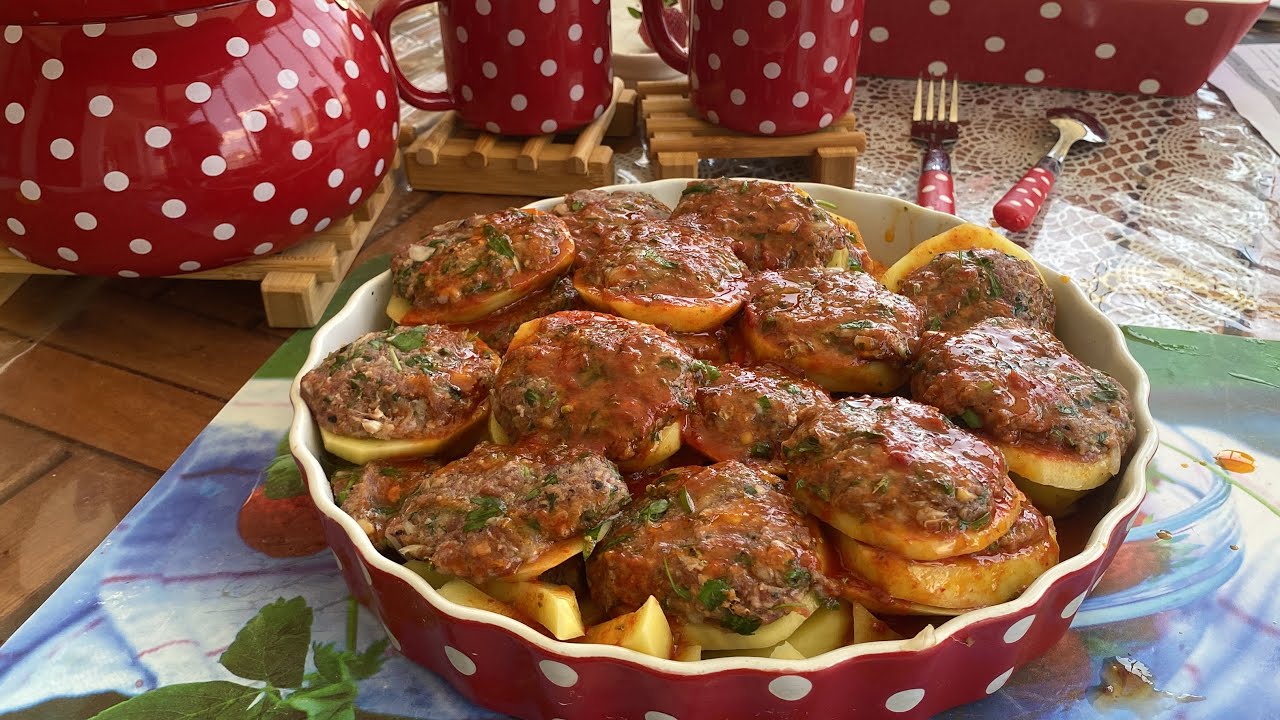 EN KOLAY YEMEK TARİFİ PATATES DİZMESİ NASIL YAPILIR/FIRINDA KÖFTE PATATES/YEMEK ADASI EN KOLAY YEMEK TARİFİ PATATES DİZMESİ NASIL YAPILIR/FIRINDA KÖFTE PATATES/YEMEK ADASI