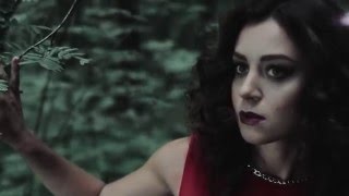 Love Story Виталия и Натальи в стиле легендарного фильма "Сумерки" Love Story Виталия и Натальи в стиле легендарного фильма "Сумерки"