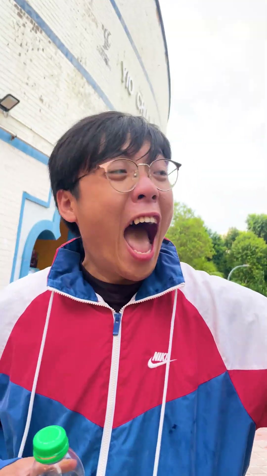 The FASTEST way to MAKE PLUM JUICE! #shorts #mingweirocks