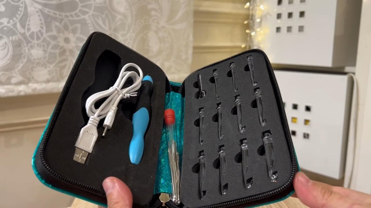 Votris Light Up Crochet Hooks - Crochet Kit for Beginners