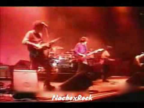 Soda Stereo y Virus ( VIDA) - Amor descartable - En La Plata 1995.avi