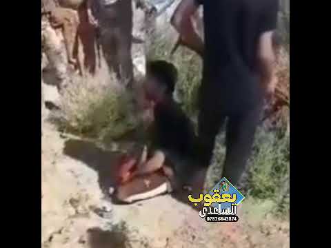 مقطع كامل لحظه تفجير سيد حيدر خصاف نفسه واصابه افراد من الجيش