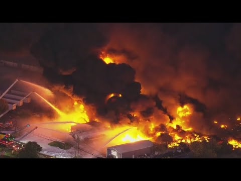 UPS Plane Crashes Near Louisville Airport At Least 7 Dead 11 Injured