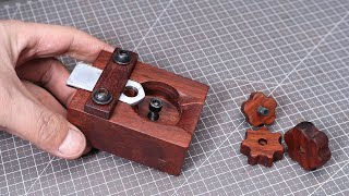 DIY Adjustable Wooden Star-shaped Knob Jig from a Piece of Cracked  Redwood | Make You Own Knobs