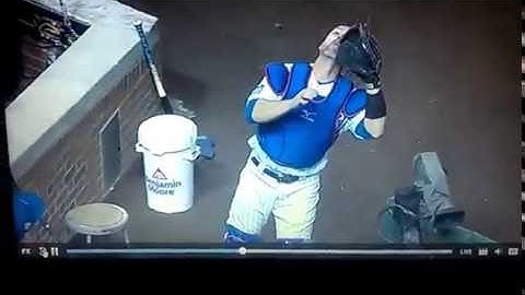 Ross fumbles, Rizzo makes the play