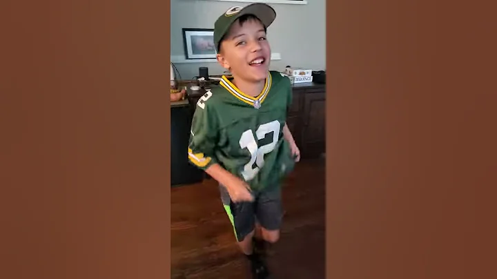 Nathan's Packer attire