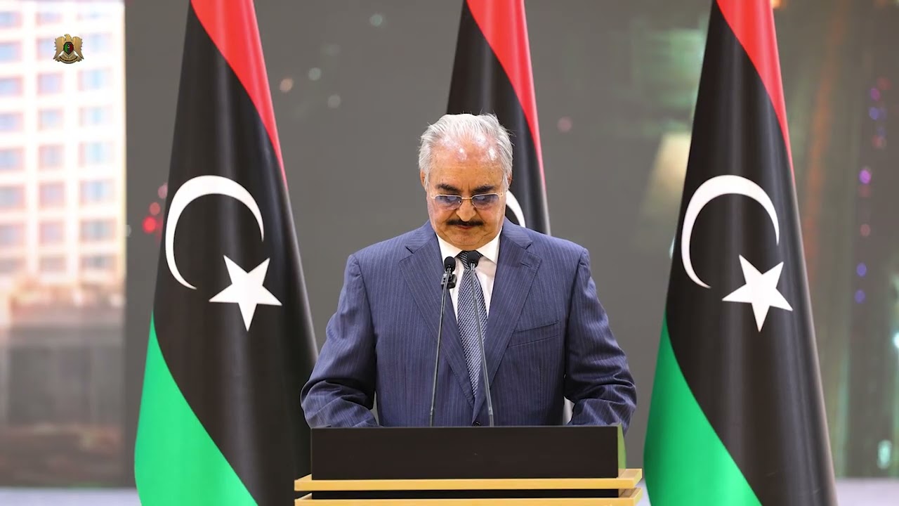 شاهد  كلمة القائد العام للقوات المسلحة المشير خليفة حفتر خلال افتتاح الجسور الجديدة في مدينة اجدابيا