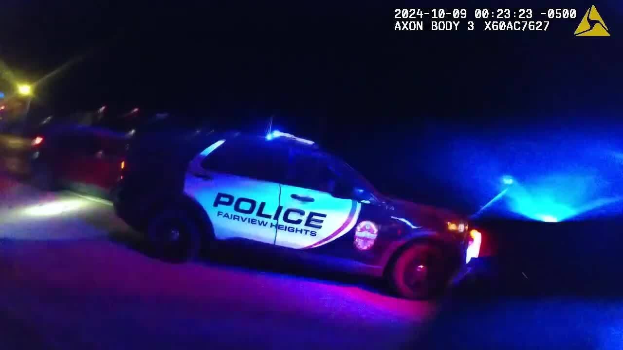 Drunk driver crashes into police vehicle during traffic stop - YouTube